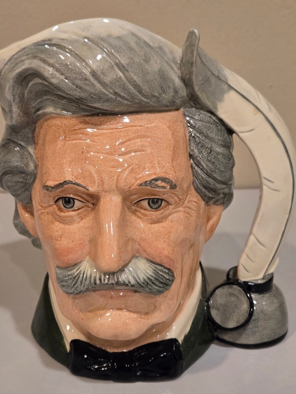 Hand-Painted Royal Doulton Ceramic Mark Twain  Mug in Gray and Cream
